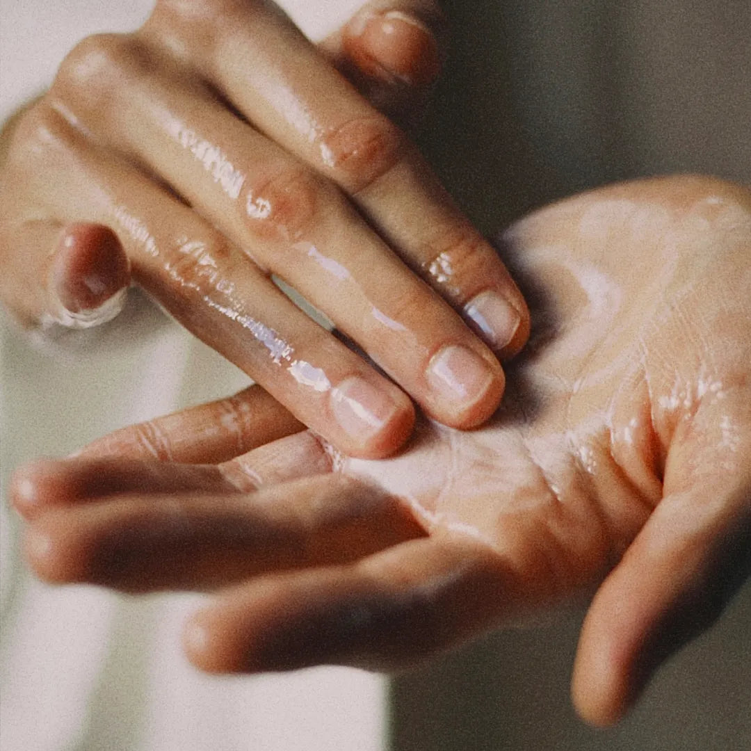 Heaven Oil-to-Milk Cleanser