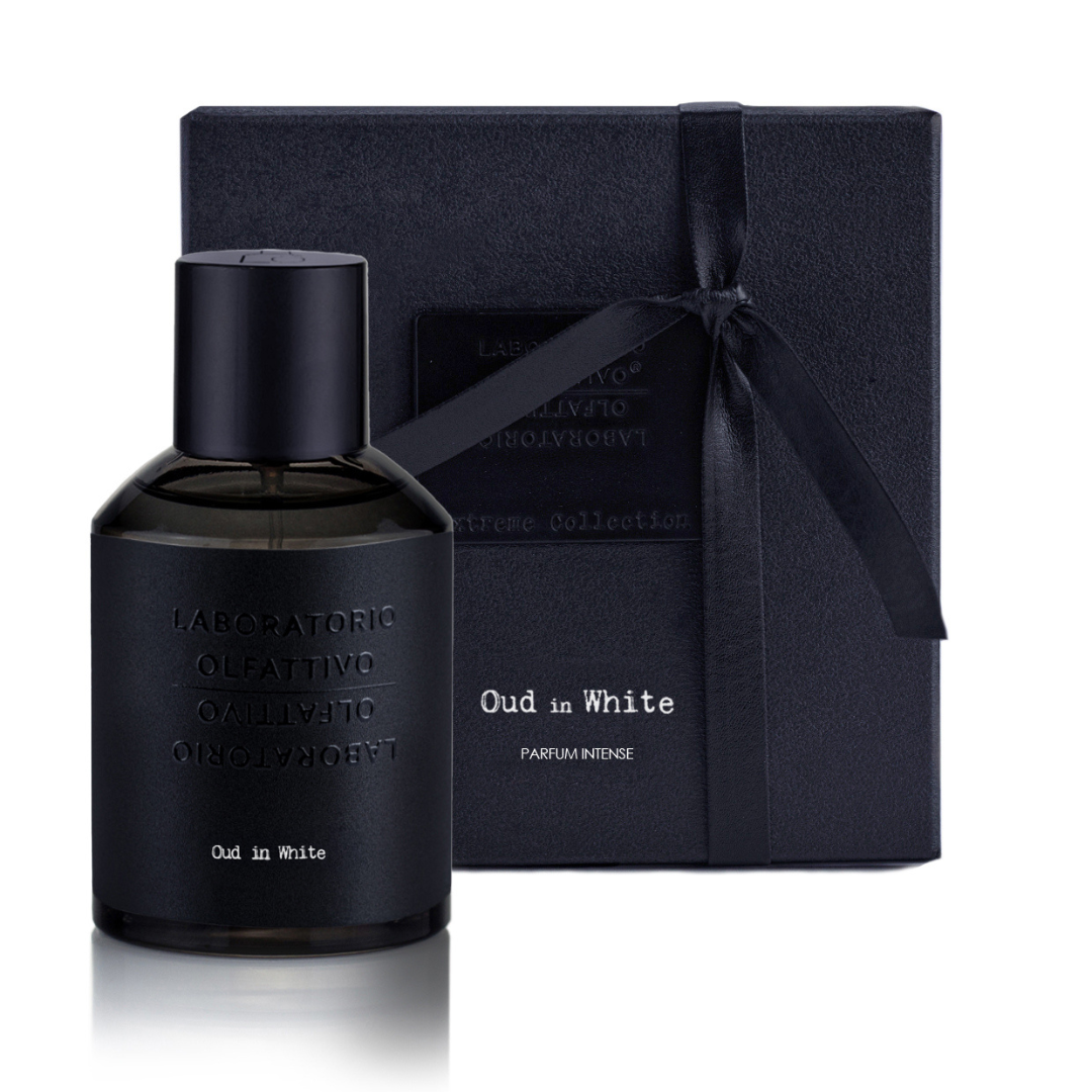 Oud In White