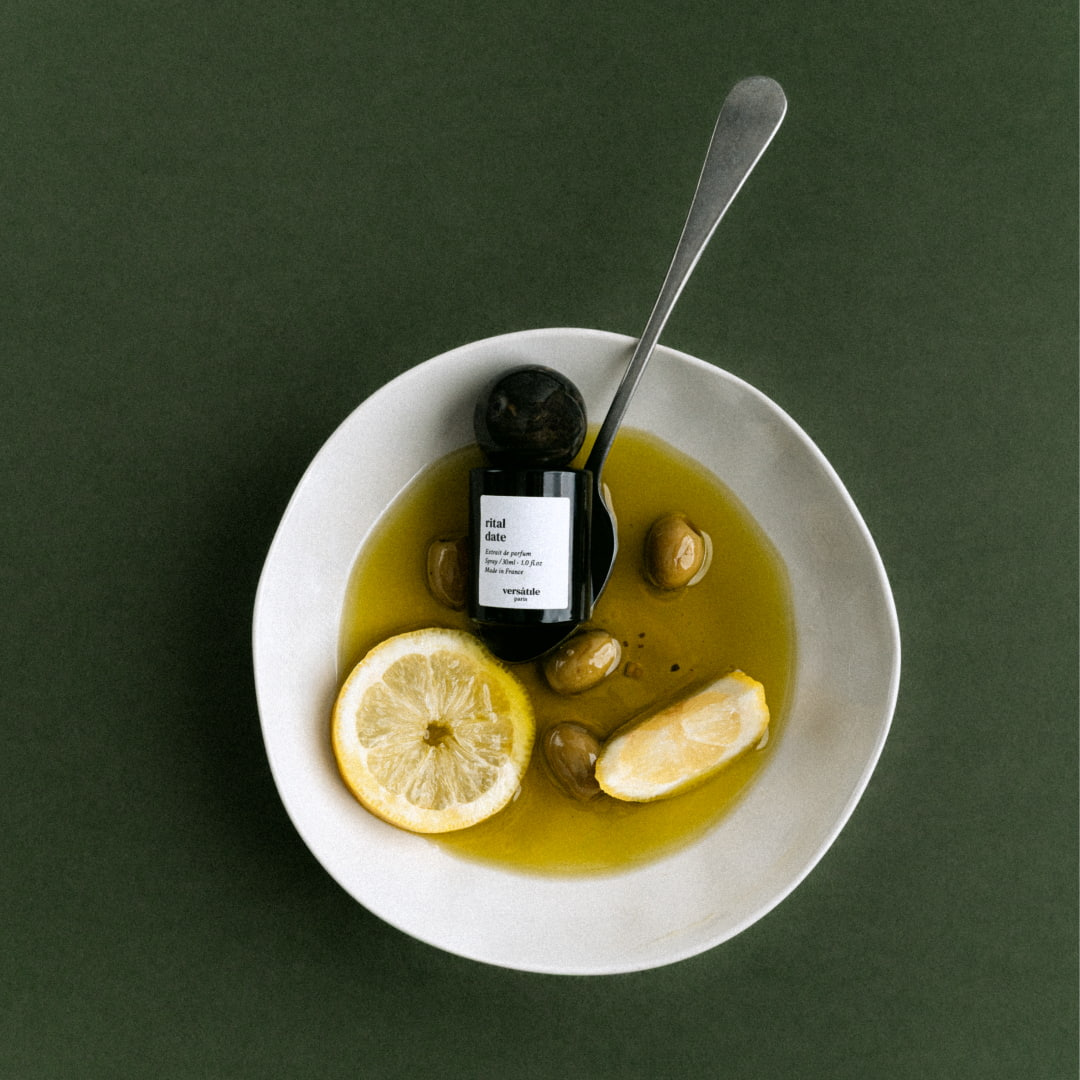 Rital Date · Spray