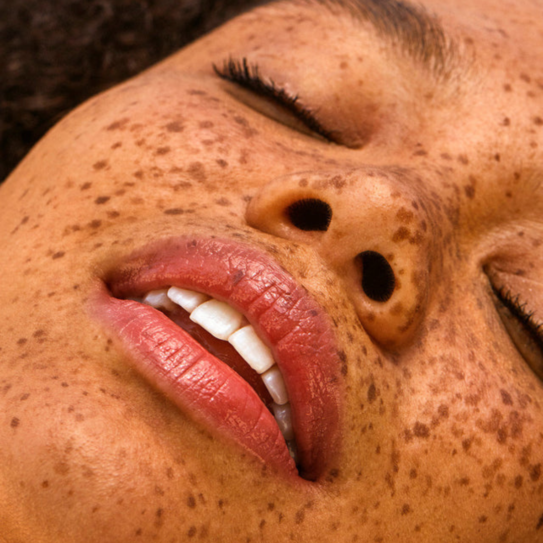 Balmy Gloss Tinted Lip Oil