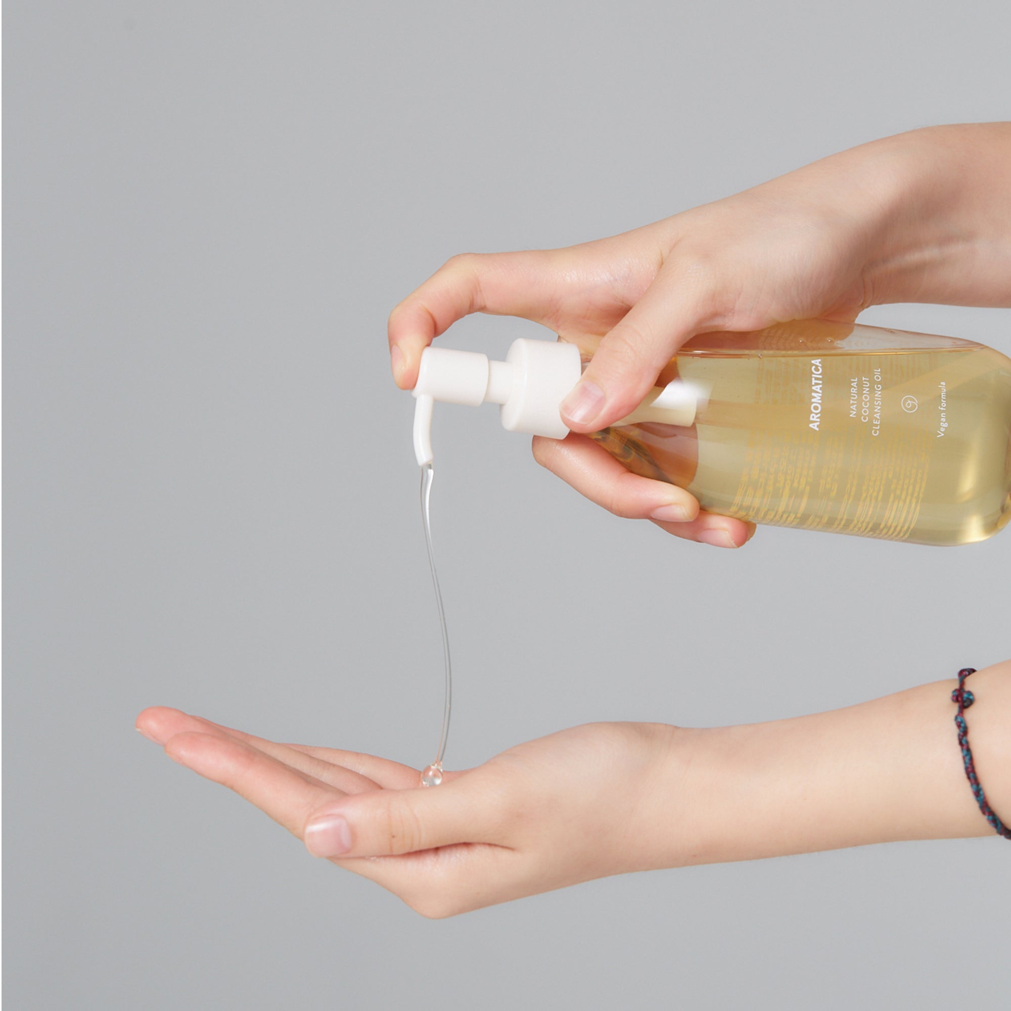 Natural Coconut Cleansing Oil Aromatica